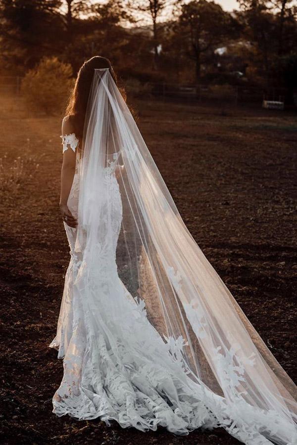 Vestido de novia rústico de sirena con hombros descubiertos y apliques de tul WD518