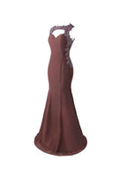 Vestido de dama de honor estilo sirena con apliques de encaje y espalda transparente BD024