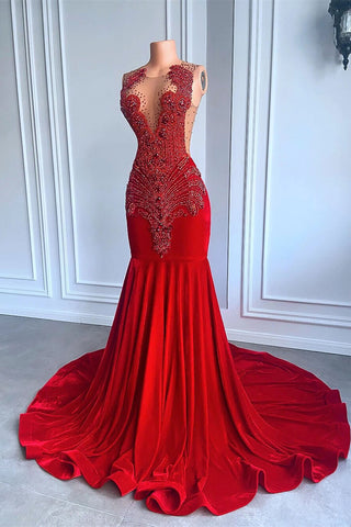 Robe de bal sirène ornée de perles et de cristaux