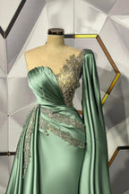 Mermaidal Long Appliques Lace With Shawl Prom Dresses