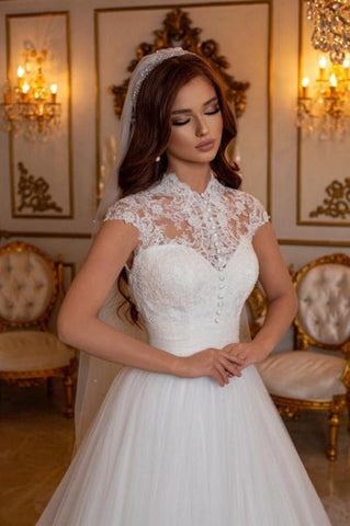 Vestidos de novia modernos largos de corte A sin mangas con encaje