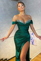 Vestido de fiesta largo y modesto de satén estilo sirena con hombros descubiertos y abertura