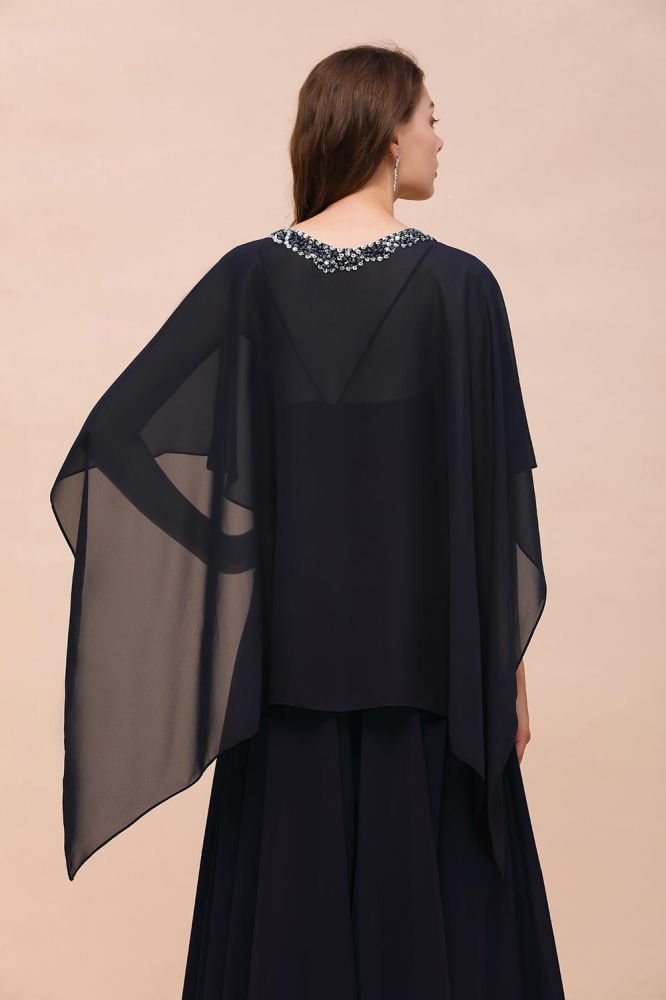 Robe de demoiselle d'honneur bleu marine avec perles et drapé, longueur au sol, en mousseline.
