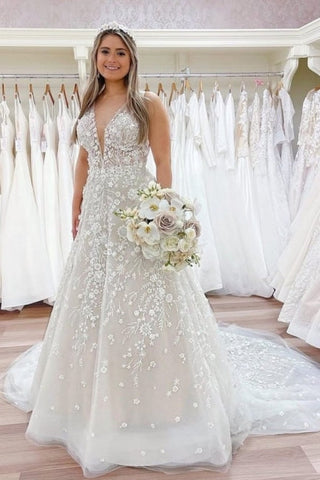 Vestidos de novia de encaje Nectarean sin mangas, corte en A, largo hasta el suelo, con escote en V y cola de capilla. 