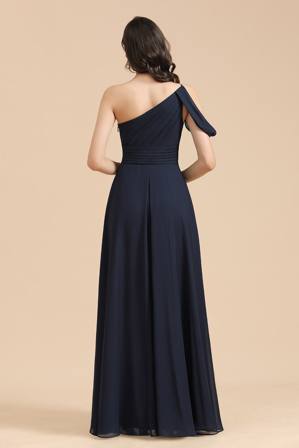 Nouvelle robe de demoiselle d'honneur noire asymétrique à une épaule, coupe trapèze, longue 