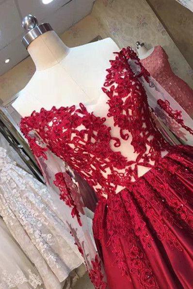 New Arrival Red Prom Dresses Off-the-Shoulder Lace Appliques Long Sleeves Puffy Evening Gowns