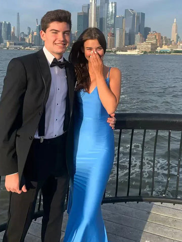 Noel | Vestido largo de fiesta de sirena azul con tirantes finos y espalda descubierta de satén