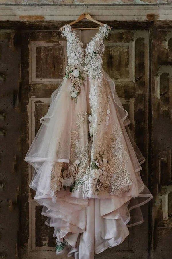 Baoleely Elegant Tulle A-line V-neck Floral Lace Wedding Dresses, Bridal Gown, MW1009