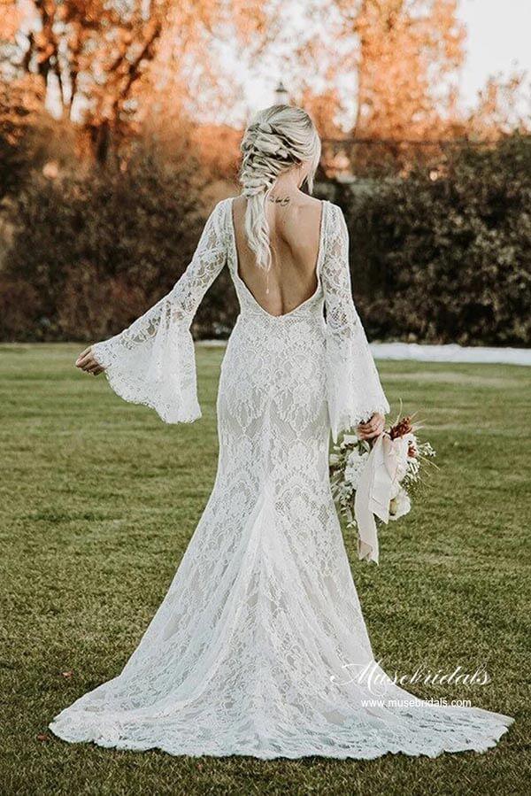 Robe de mariée vintage en dentelle, coupe sirène, col en V, manches longues et dos nu MW892