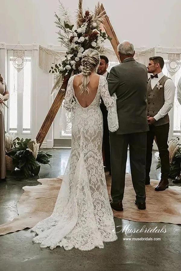 Robe de mariée vintage en dentelle, coupe sirène, col en V, manches longues et dos nu MW892