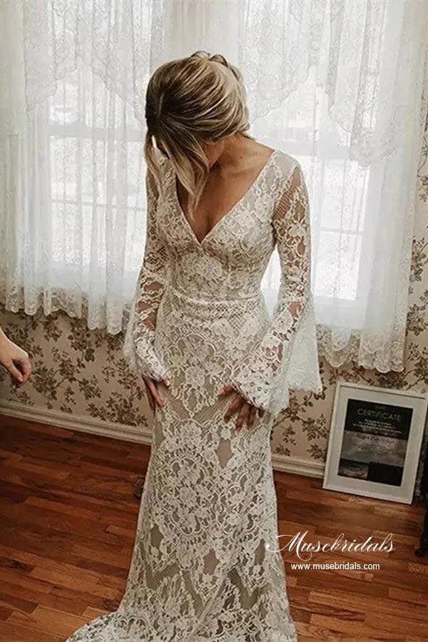 Robe de mariée vintage en dentelle, coupe sirène, col en V, manches longues et dos nu MW892