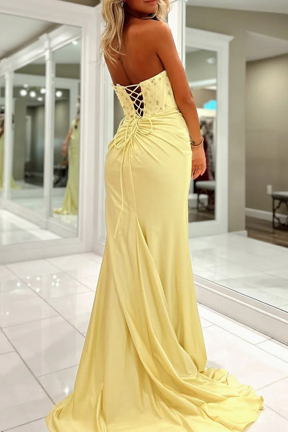Oberon | Vestidos largos de fiesta estilo sirena sin tirantes, con escote corazón, abertura y detalles de cuentas