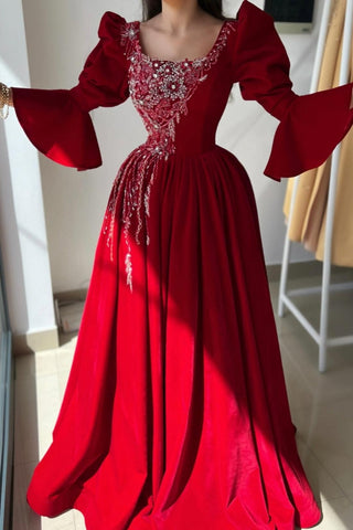 Robe de bal longue rouge trapèze à col carré et manches longues en dentelle