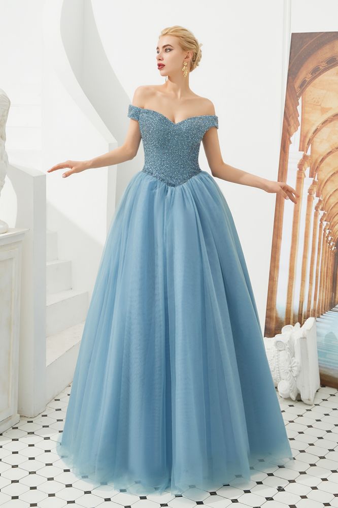 Vestido de fiesta de princesa corte princesa con hombros descubiertos, tul hasta el suelo, bordado con cuentas y cordones.