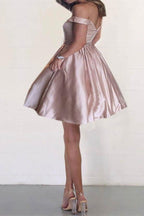 Robe de bal de promo en satin à épaules dénudées et perles, avec poche PD167