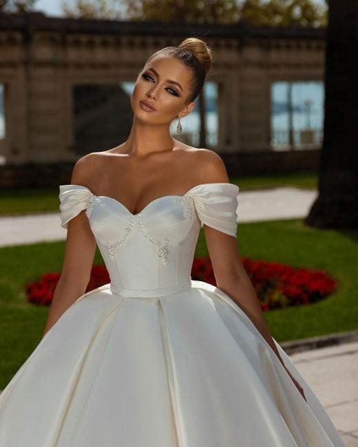 Robe de bal bustier cœur en satin sans manches, style jardin 