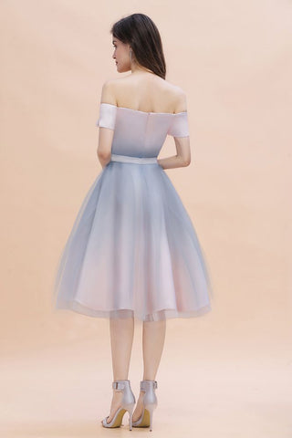 Vestido corto de fiesta de noche con escote corazón degradado y hombros descubiertos