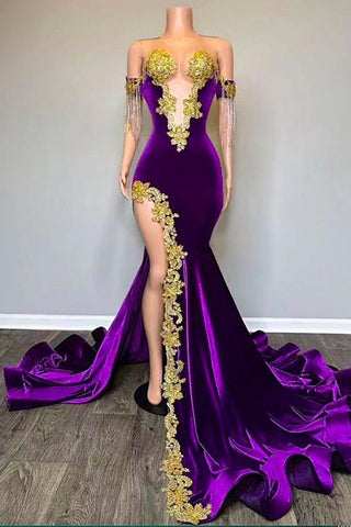 Vestidos de fiesta de sirena de terciopelo con escote en V y hombros descubiertos, apliques dorados y corte sirena.