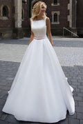 Robe de mariée princesse simple en satin ivoire coupe trapèze WD205 en solde