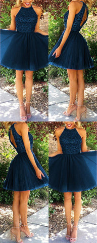 Vestidos de cóctel morados con cuentas y espalda descubierta estilo halter