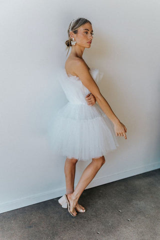 Robe de bal bustier courte SYH5