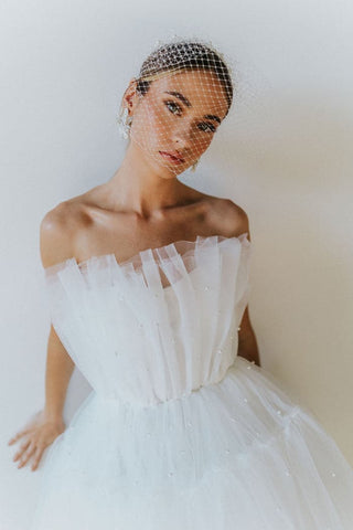 Robe de bal bustier courte SYH5