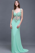 Vestidos de fiesta largos hasta el suelo color verde menta con tirantes y perlas