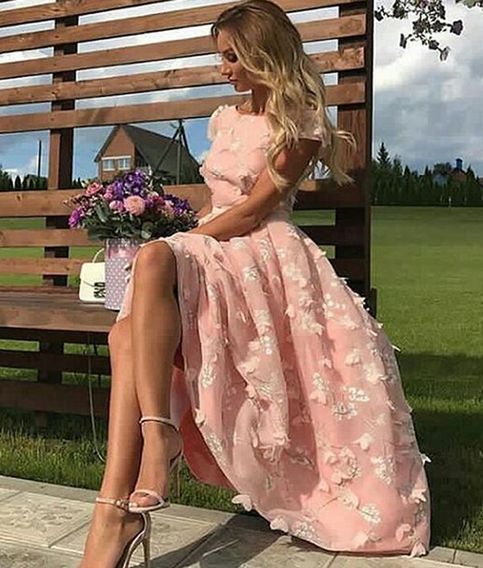 Vestidos de fiesta cortos rosas con flores, estilo joya, corte en A y largo hasta la rodilla