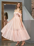Vestido de graduación de corte A, rosa palo, tul, escote corazón, largo hasta la rodilla