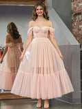Vestido de graduación de corte A, rosa palo, tul, escote corazón, largo hasta la rodilla