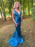 Anwea | Vestido de fiesta sirena azul satinado con escote pronunciado 