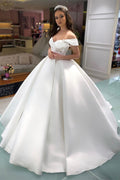 Vestido de novia largo de princesa, corte en A, sin mangas y con hombros descubiertos