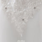 Robe de mariée princesse en tulle à décolleté cœur et dentelle