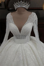 Vestidos de novia princesa con escote en V, corte en A, brillantes y con mangas