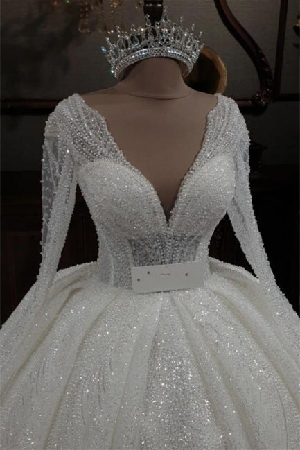Vestidos de novia princesa con escote en V, corte en A, brillantes y con mangas