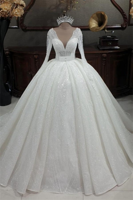 Vestidos de novia princesa con escote en V, corte en A, brillantes y con mangas
