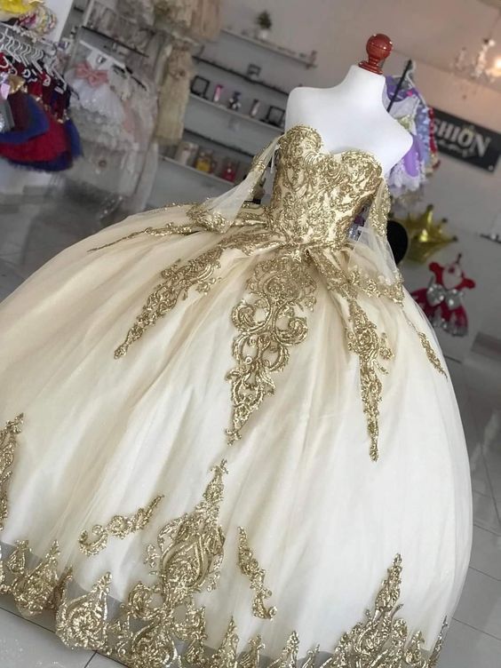 Impresionante vestido de gala de tul con escote corazón para quinceañera Y960