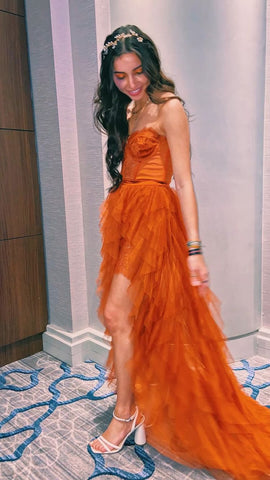 Robe de bal longue à volants en tulle superposés, coupe trapèze, décolleté cœur, référence Y1117