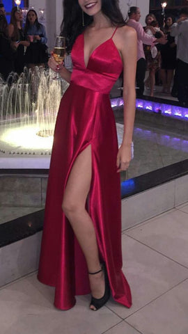 Robe de soirée trapèze à fines bretelles et col en V Y804