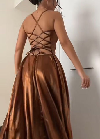 Robe de soirée marron à bretelles spaghetti, col en V et dos croisé, 799 Y