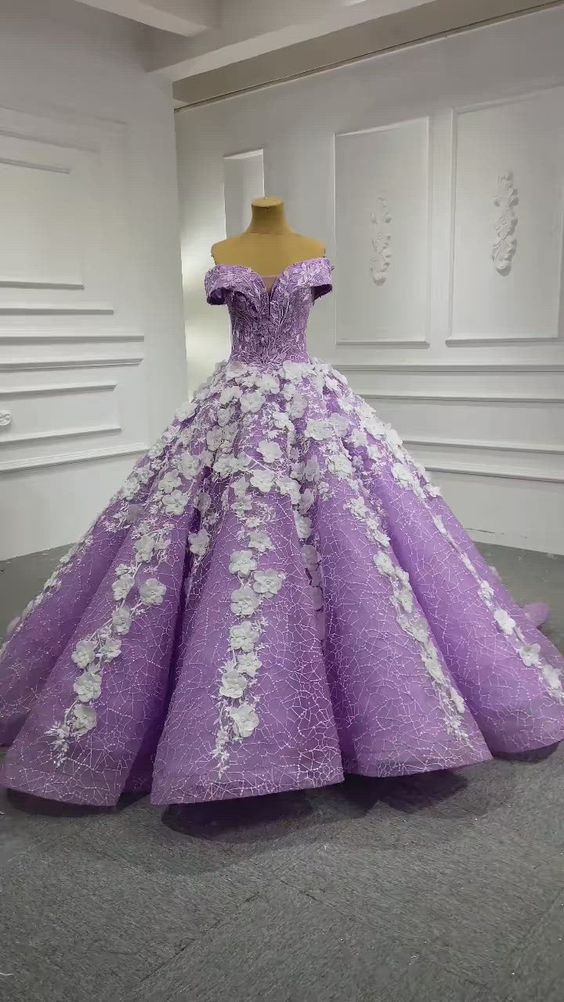 Vestido de quinceañera lila con flores 3D, hombros descubiertos, lujoso vestido de baile Y906