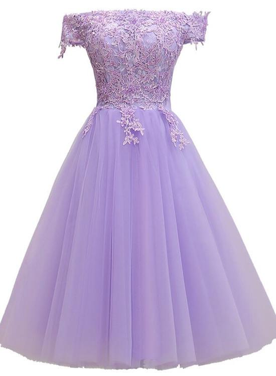 Vestido de fiesta de bienvenida con hombros descubiertos, encaje y tul color lila claro S11189