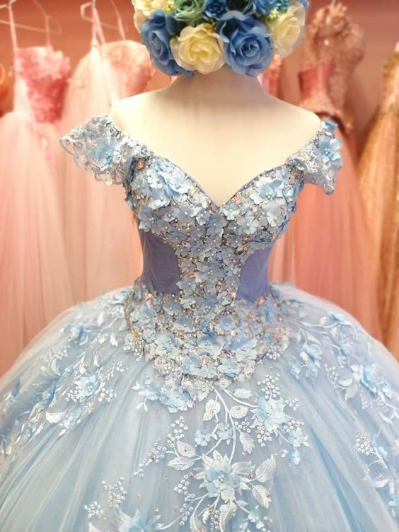 Vestido de gala de quinceañera con apliques de tul azul claro estilo "Paisaje Invernal" Y601