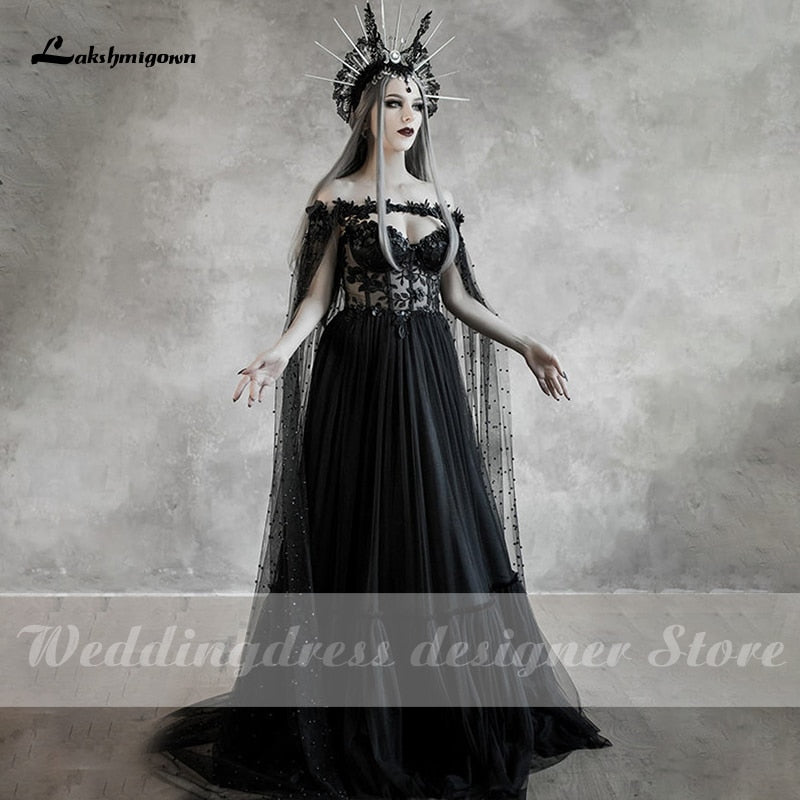 Baoleely Lakshmigow Dark Fairytale Gothic Black Wedding Dresses with Cupped Corset Bodice Fantasy Bridal Gown Halloween Wedding Cloak