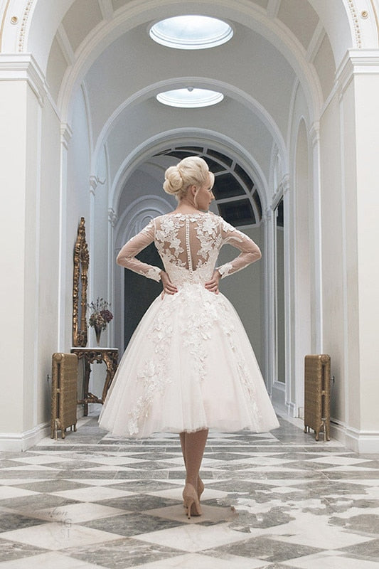 Baoleely vestido de noiva Ball Gown Bateau Appliques Long Sleeve Bridal Dresses New Cheap Custom Short Wedding Dresses
