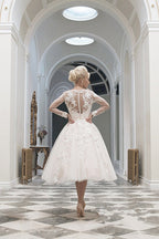Baoleely vestido de noiva Ball Gown Bateau Appliques Long Sleeve Bridal Dresses New Cheap Custom Short Wedding Dresses