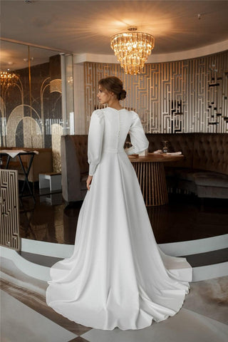 Baoleely Robe De Noiva Simple Doux Satin Robes De Mariée À Manches Longues Robes De Mariée Musulmanes Dubaï Bouton Dos Grande Taille A-ligne Robes De Mariée