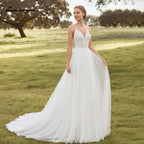 Baoleely Lakshmigown Spaghetti Straps Boho Wedding Dresses 2021 V Neck Backless Bohemian Lace Bride Dress Tulle Beach Bridal Gown