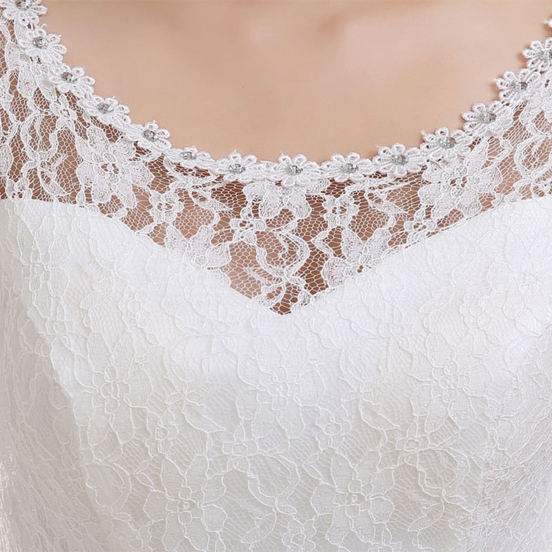 Baoleely White Short Sleeves Wedding Dress Simple O-Neck Embroidery Floor-Length Backless Lace Up Plus Size Wedding Gowns For Women G111