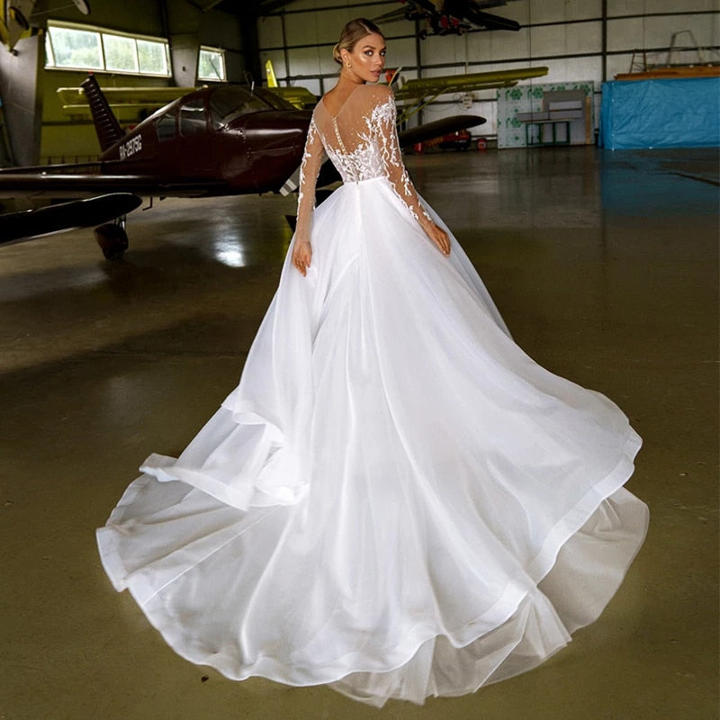 Baoleely Boho O Neck Long Sleeve Organza A Line Wedding Dress 2025 Lace Appliques Beading Bridal Gown